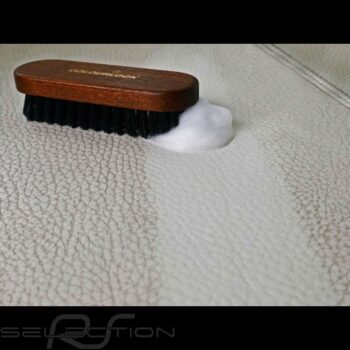 Leather-Cleaning-Brush-2